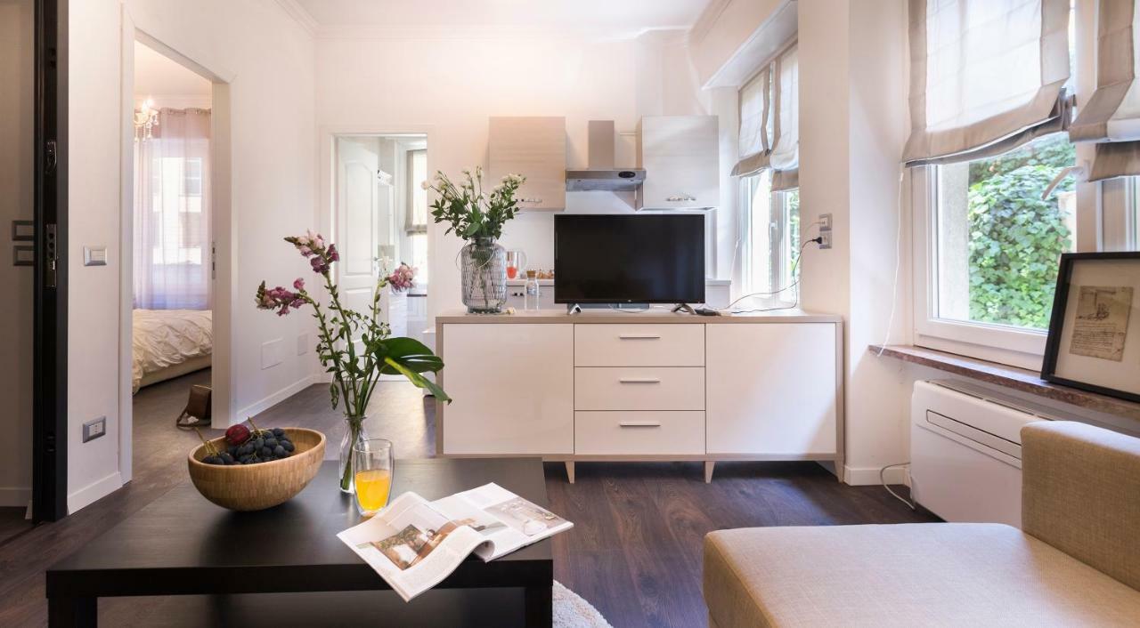 Seven Home Milano Exteriör bild